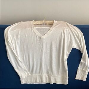 Anthropologie Young Fabulous & Broke Cream V-Neck Top size M